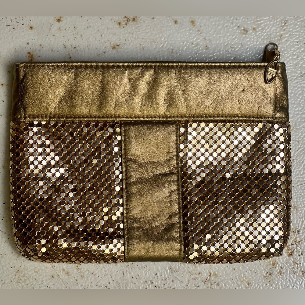 Y&S Original Gold Mesh Clutch like new